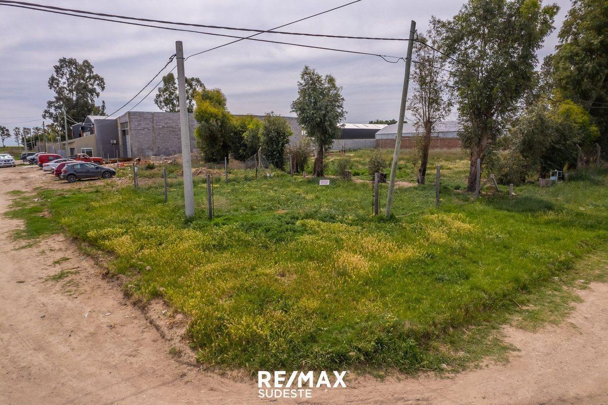 Foto de LOTE ESQUINA. 14.5 mts X 24.5 mts PANAMA Y BONNAT, imagen 3