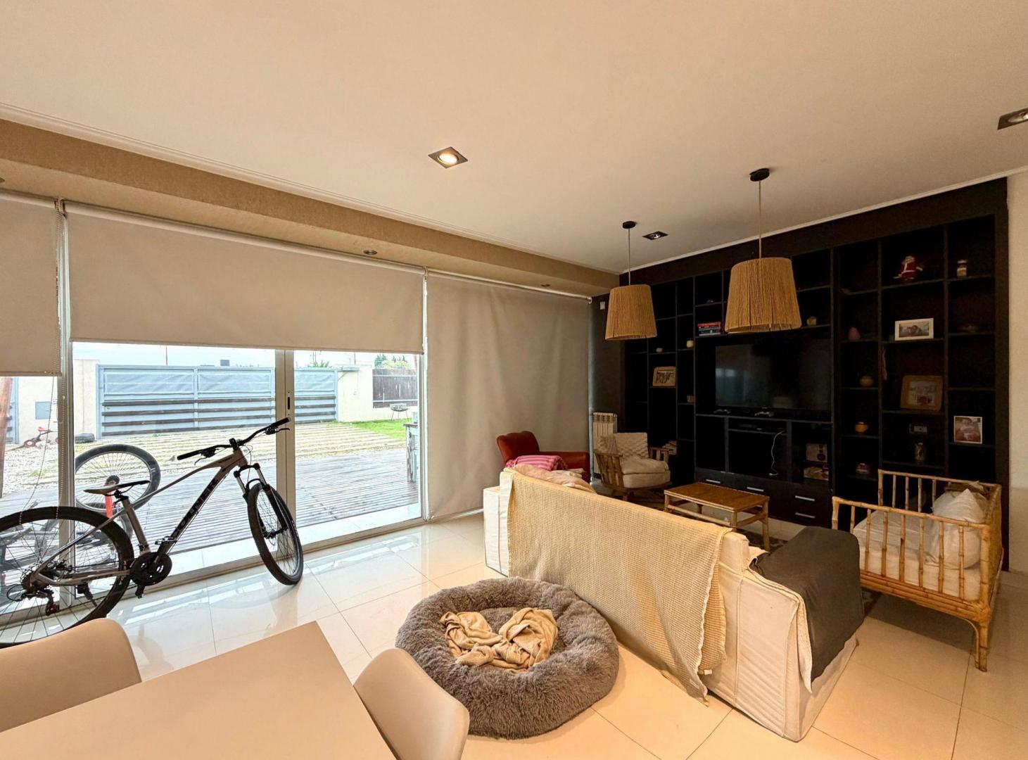 Foto de VENTA CASA DE 3 DORMITORIOS BARRIO SAN IGNACIO, imagen 3