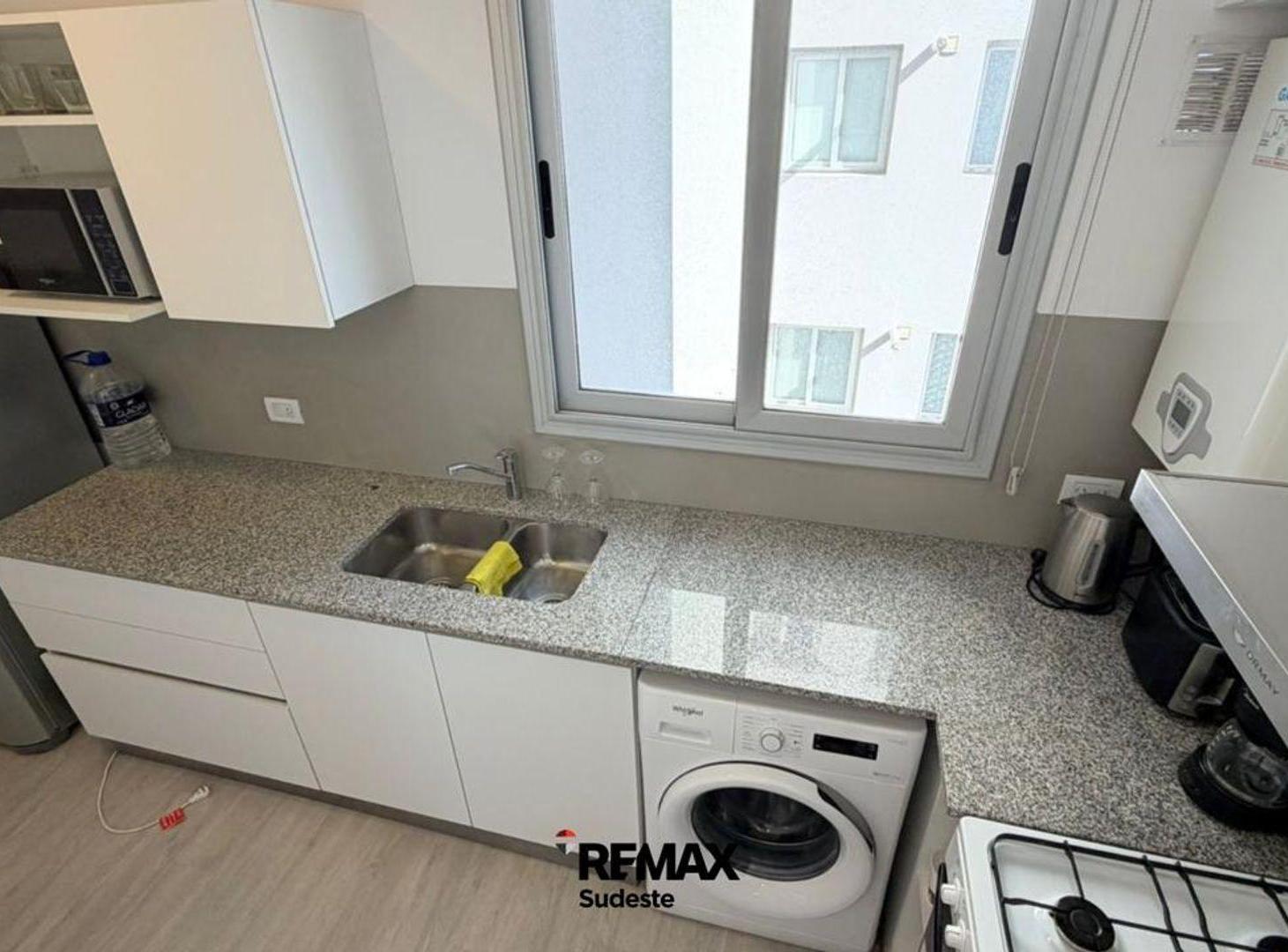 Foto de DEPARTAMENTO NUEVO AMOBLADO CON COCHERA, imagen 3