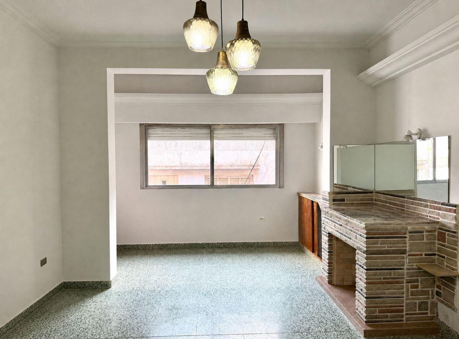 Foto de DEPARTAMENTO EN ALQUILER SAN MARTIN 523, imagen 1