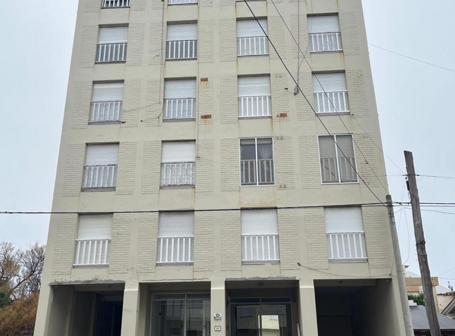 HERMOSO DEPARTAMENTO EN MONTE HERMOSO