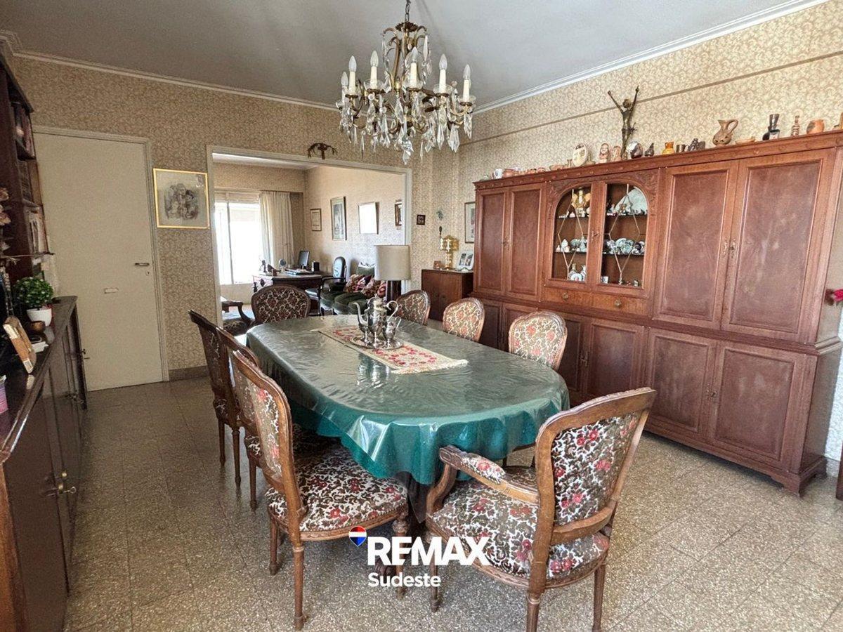 Foto de Venta Departamento 2 Dormitorios + 1 de Servicio, imagen 1