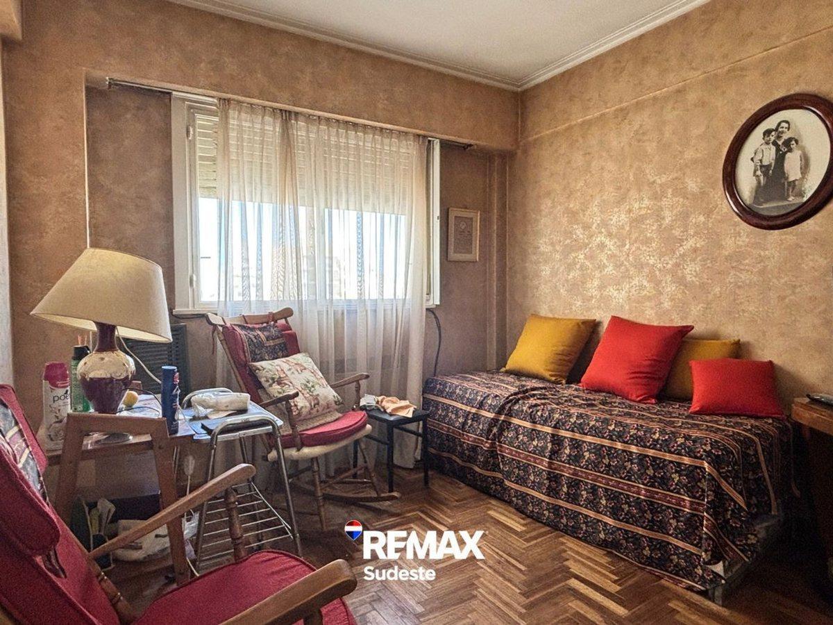 Foto de Venta Departamento 2 Dormitorios + 1 de Servicio, imagen 4
