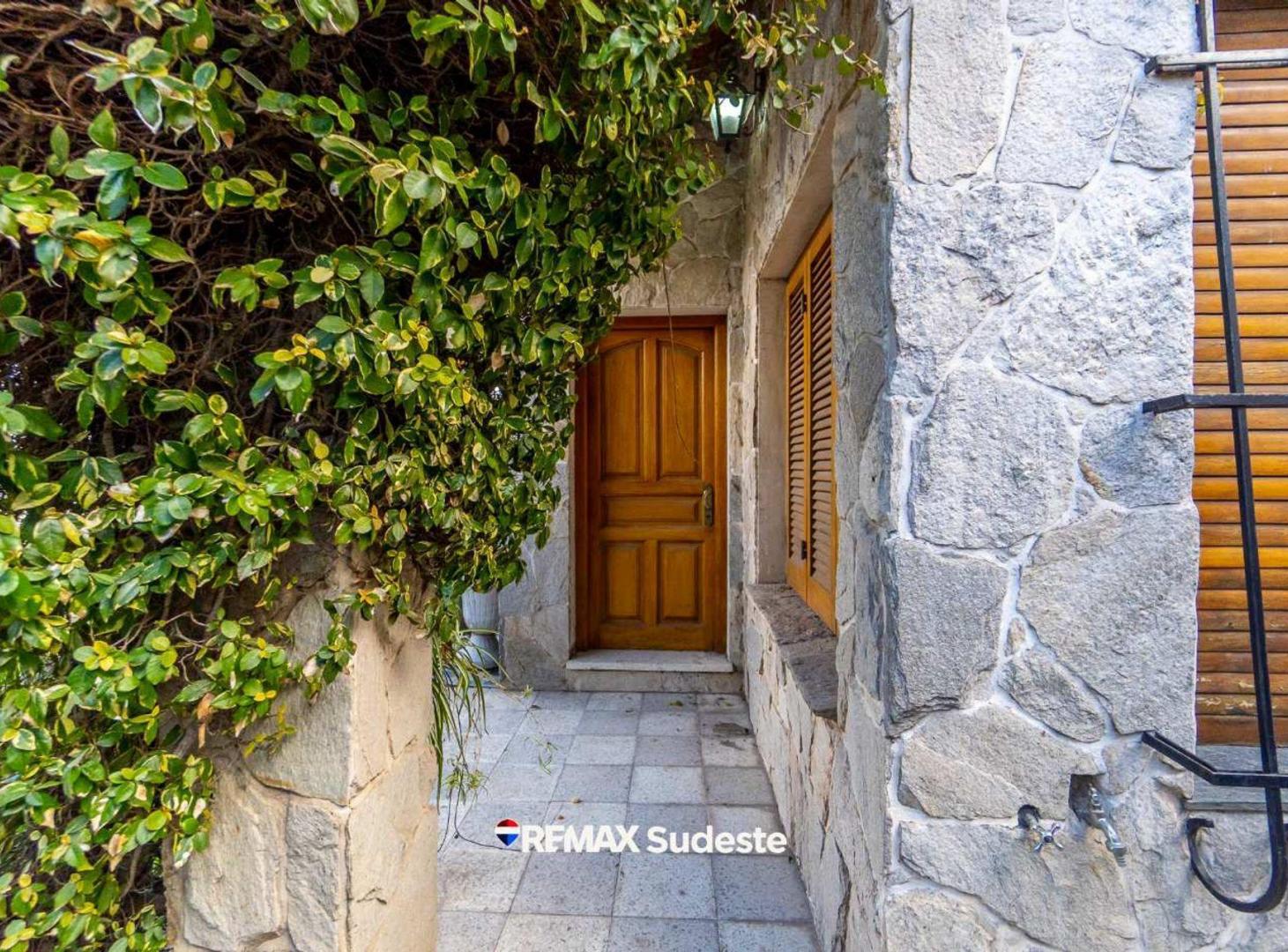Foto de CASA EN VENTA BARRIO COLÓN - APTA CRÉDITO, imagen 5