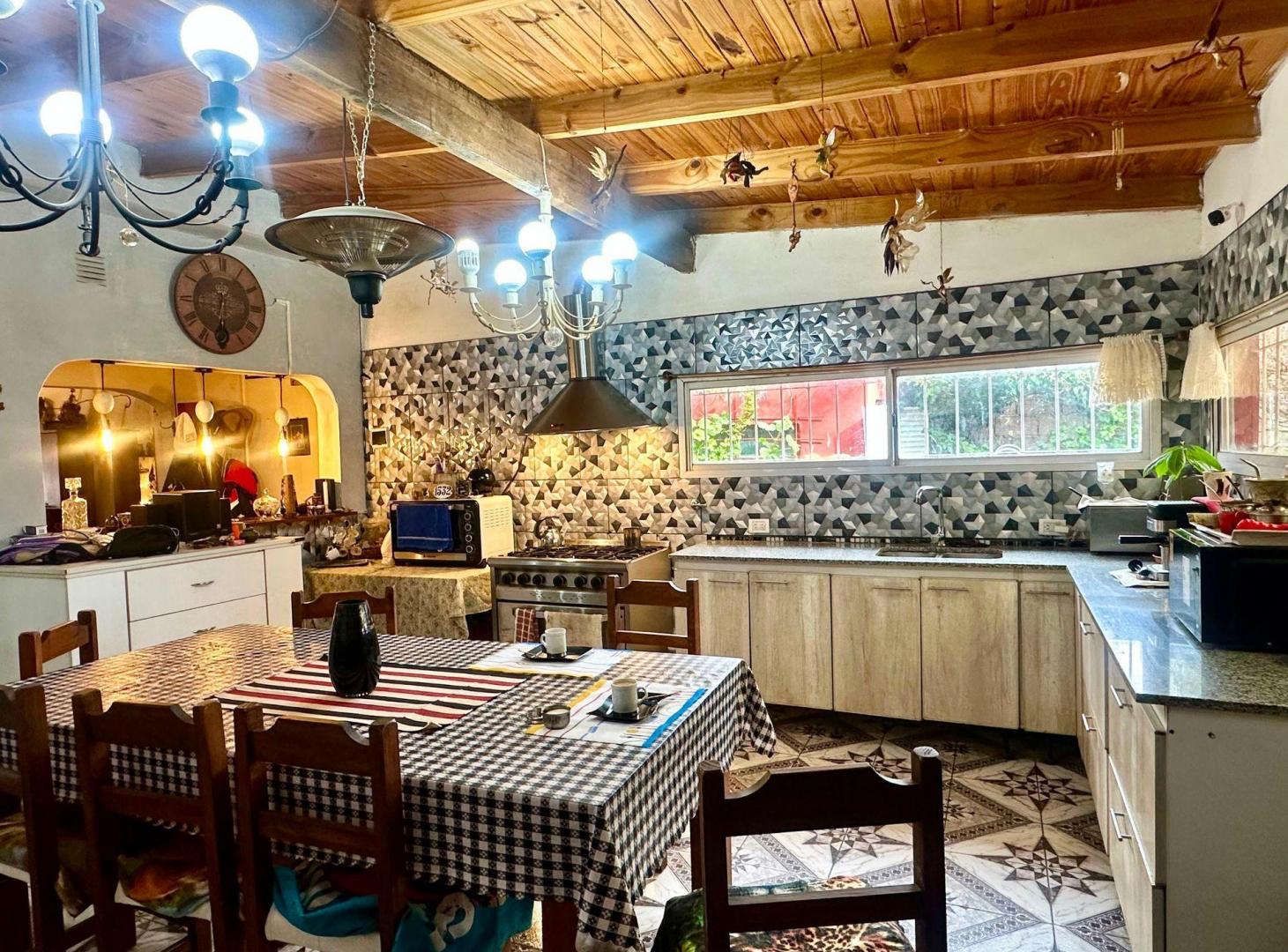 Foto de ALQUILER CASA 2 DORM + DEPTO GRUNBEIN, imagen 3