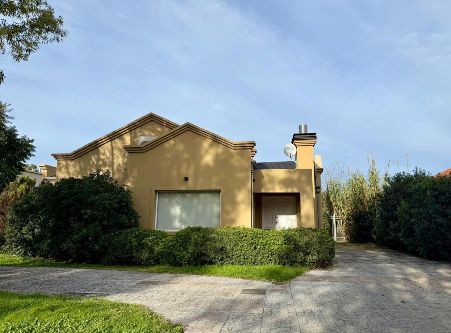 Foto de VENTA CASA EN BARRIO BOSQUE ALTO, imagen 1