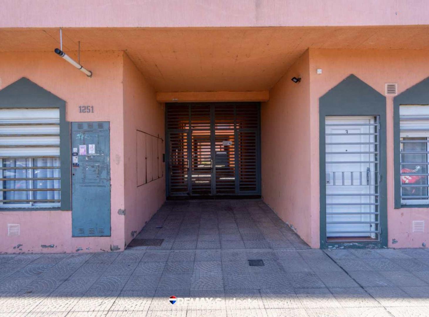 Foto de Cochera en venta B. Pacífico- Tucuman 1200, imagen 1