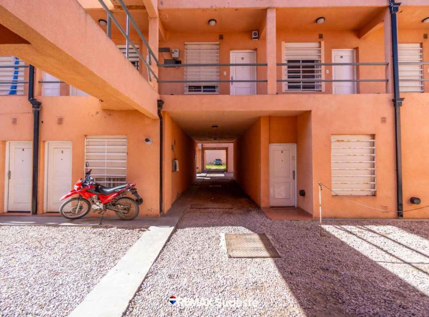 Foto de Cochera en venta B. Pacífico- Tucuman 1200, imagen 3