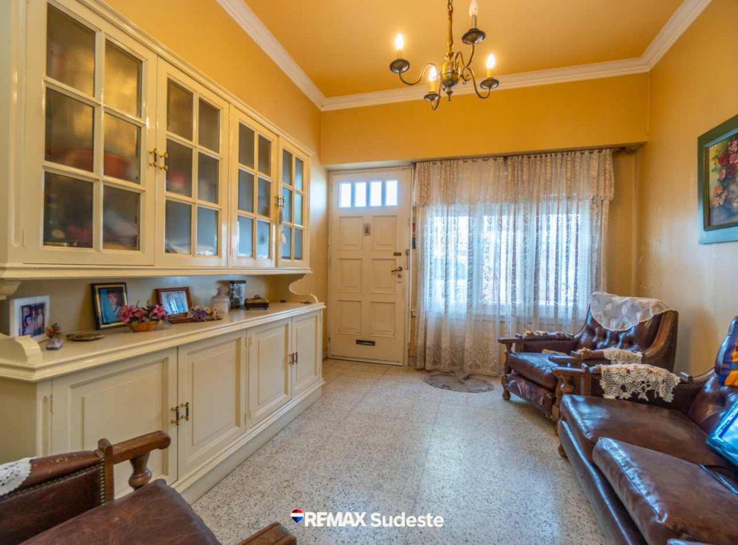 Foto de VENTA CASA 3 AMBIENTES CON GALPÓN 9 DE JULIO 1500, imagen 2