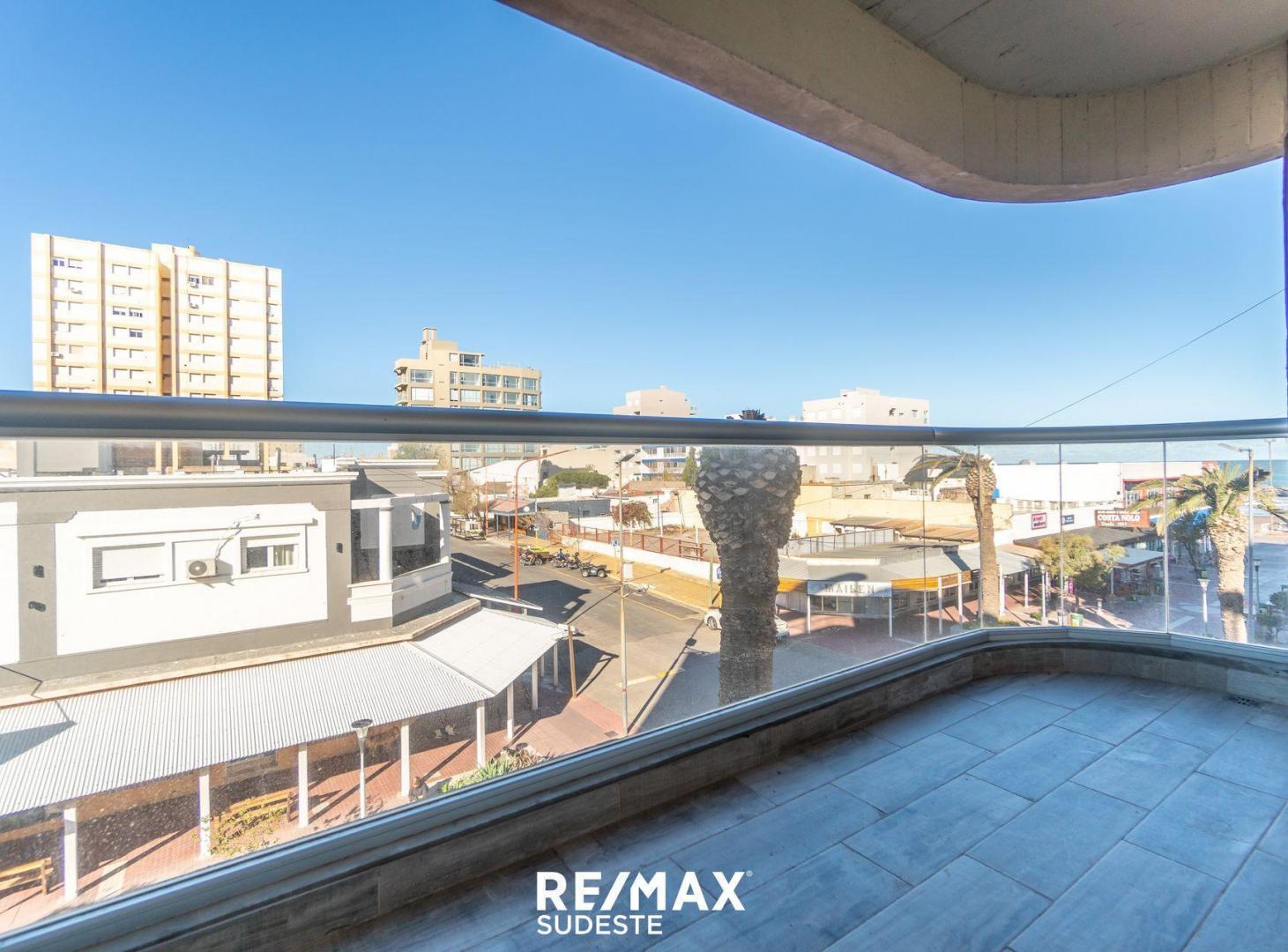 Foto de Venta Departamento Apto Credito Monte Hermoso, imagen 1