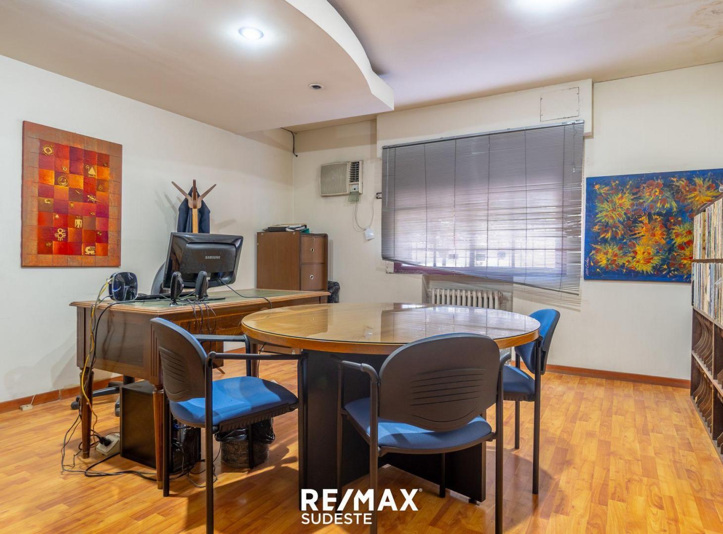 Foto de Venta propiedad para oficinas/consultorios + dpto, imagen 1