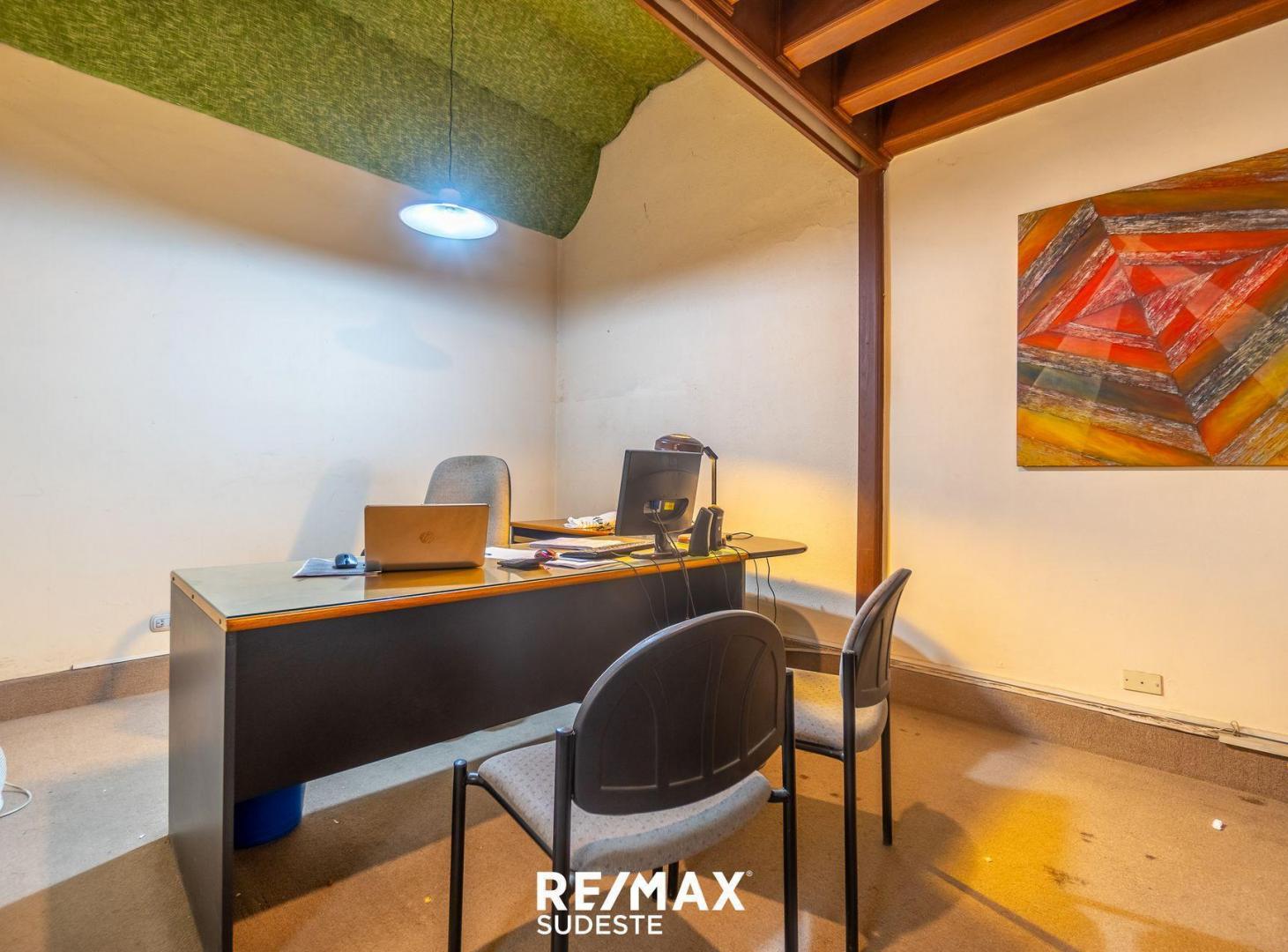 Foto de Venta propiedad para oficinas/consultorios + dpto, imagen 4