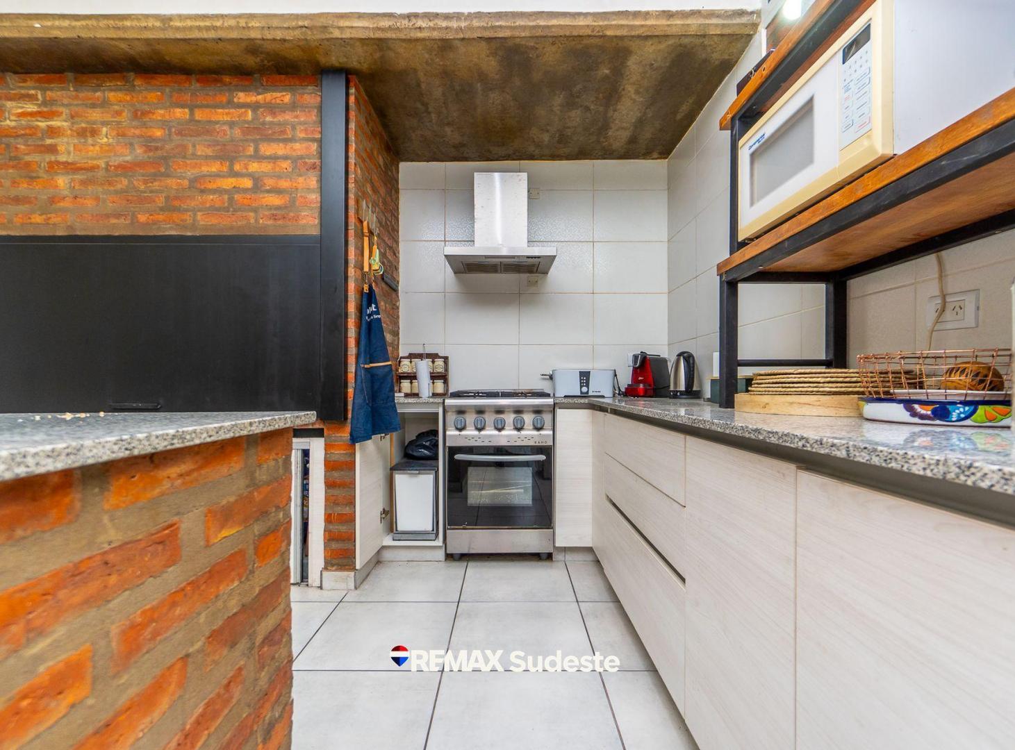 Foto de VENTA CASA EN PEHUEN-CO CON GRAN PATIO, imagen 4
