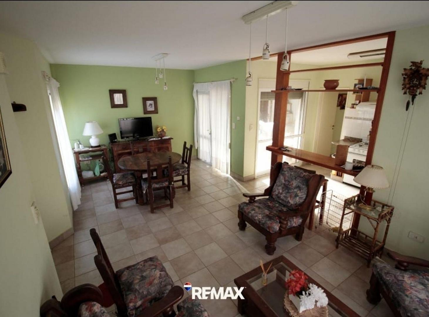 Foto de VENTA CASA 2 DORM. CENTRO DE SIERRA DE LA VENTANA, imagen 2