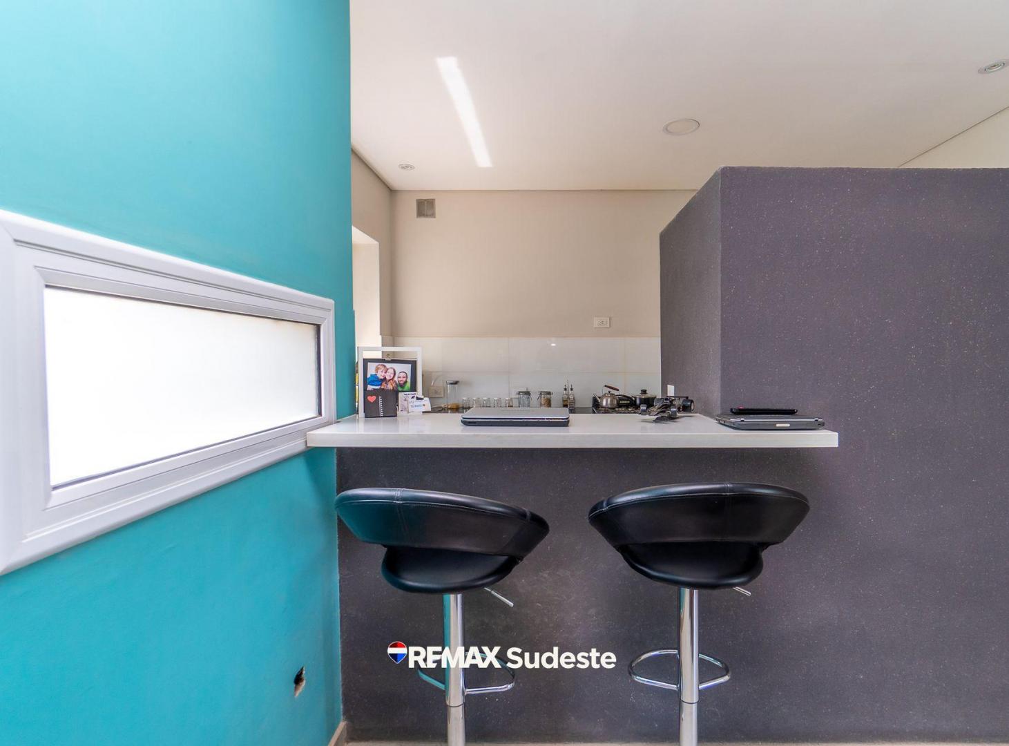 Foto de Casa de dos dormitorios en barrio parque, imagen 2