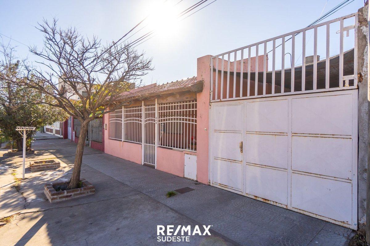 Foto de VENTA CASA MAS DEPARTAMENTO Y QUINCHO, imagen 3