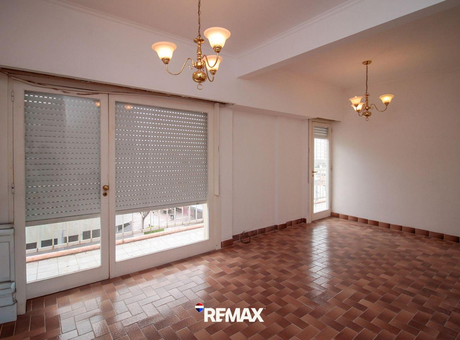 Foto de DEPARTAMENTO 2 DORMITORIOS, COCHERA Y BALCON, imagen 4
