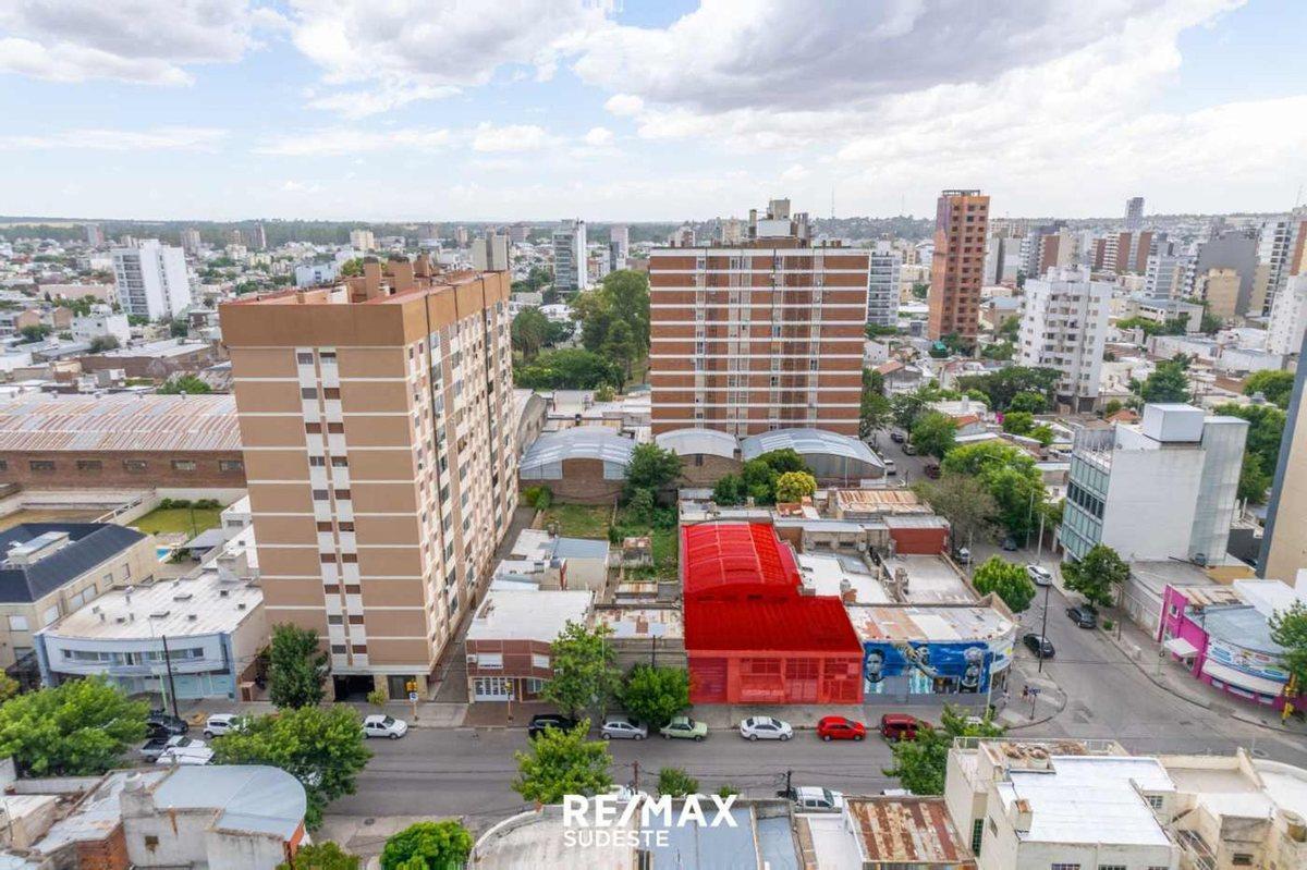 Foto de VENTA PARA DESARROLLO HASTA 15 PISOS PLENO ESTOMBA, imagen 1