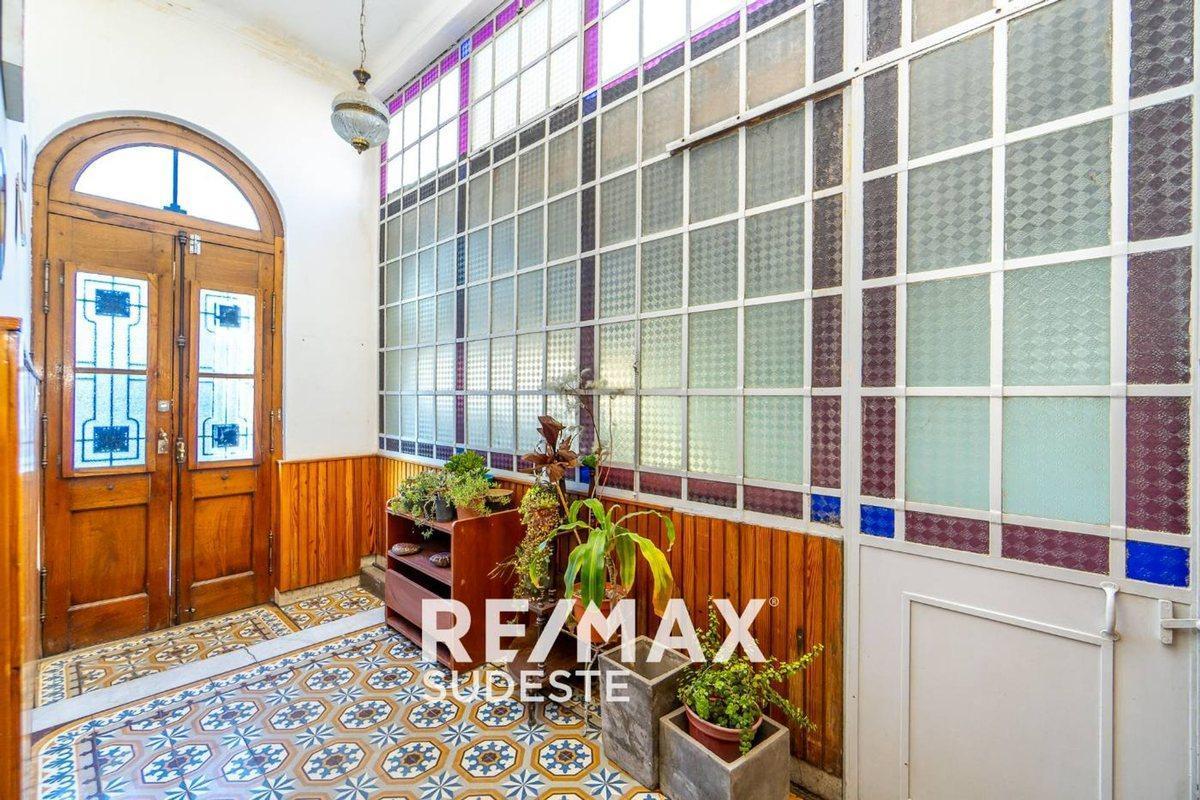 Foto de VENTA CASA CON PATIO y QUINCHO, imagen 3