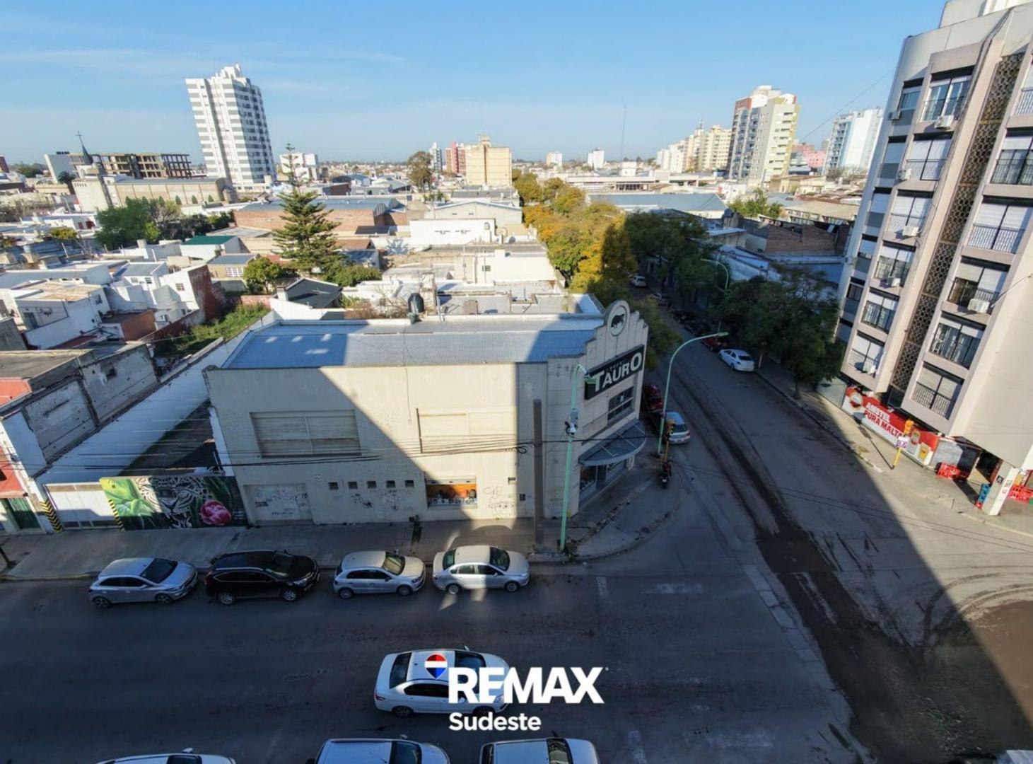 Foto de Venta Local Comercial Excelente Esquina, imagen 4