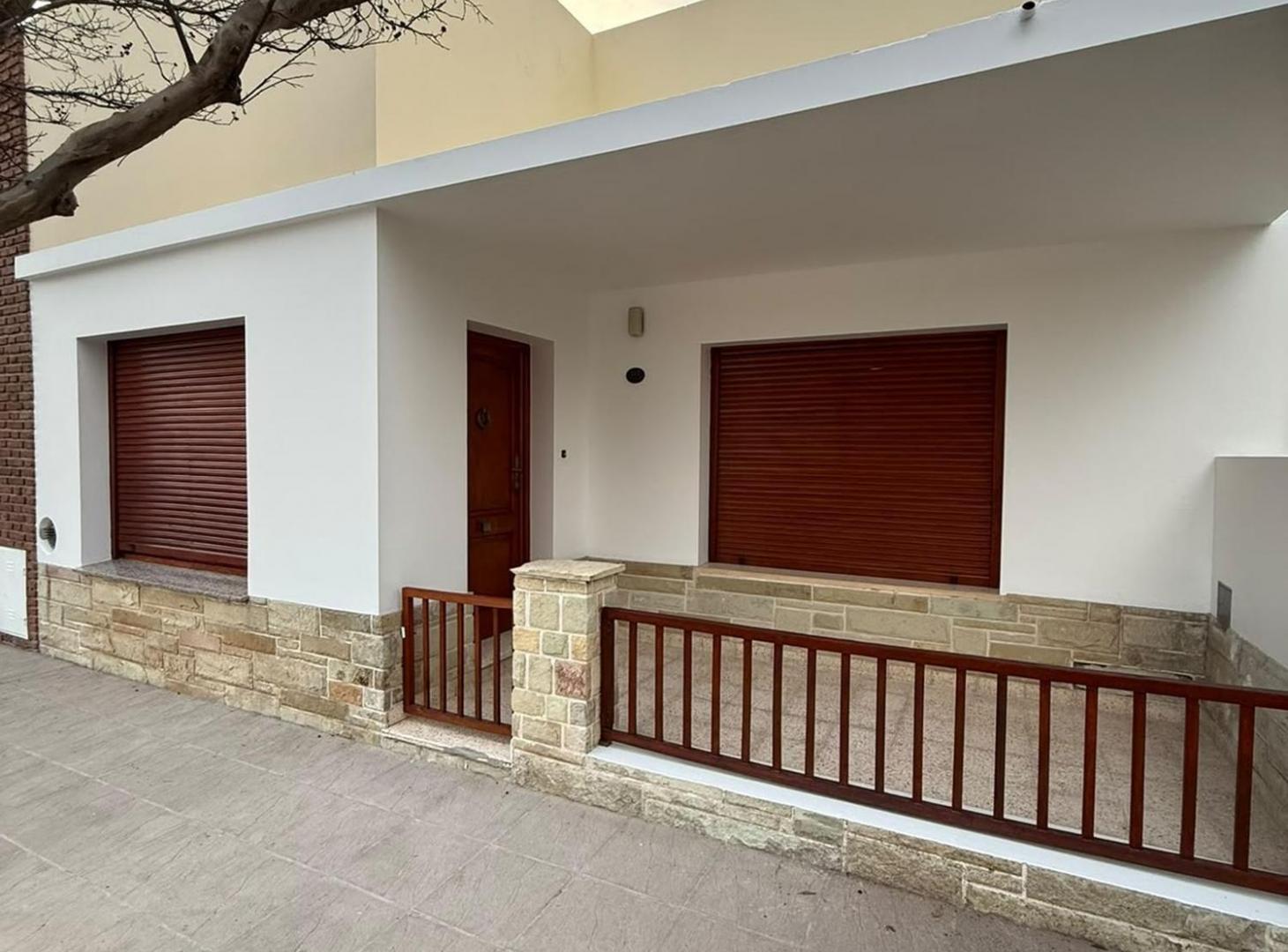 Foto de HERMOSA CASA EN CORONEL DORREGO, imagen 2