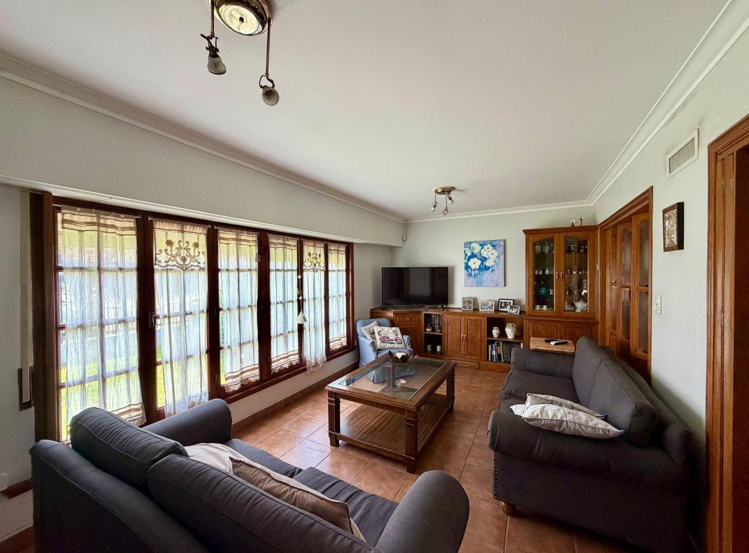 Foto de Casa a la venta Republica Siria 2333, imagen 4