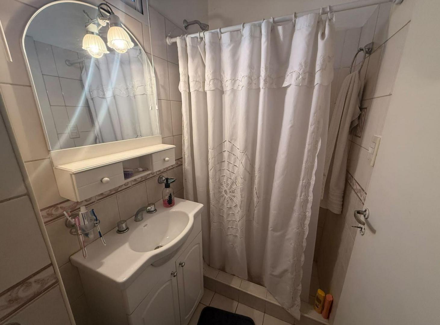 Foto de Departamento de 2 dormitorios en venta – O’Higgins, imagen 3