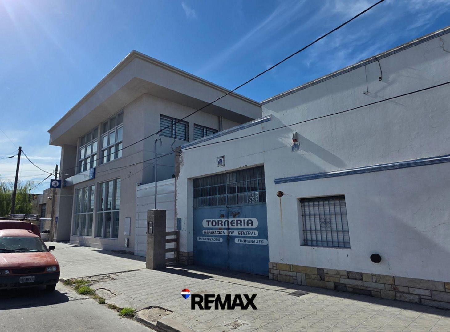 Foto de GALPON EN VENTA | ENTRE RIOS 1438 | GRAN UBICACION, imagen 1