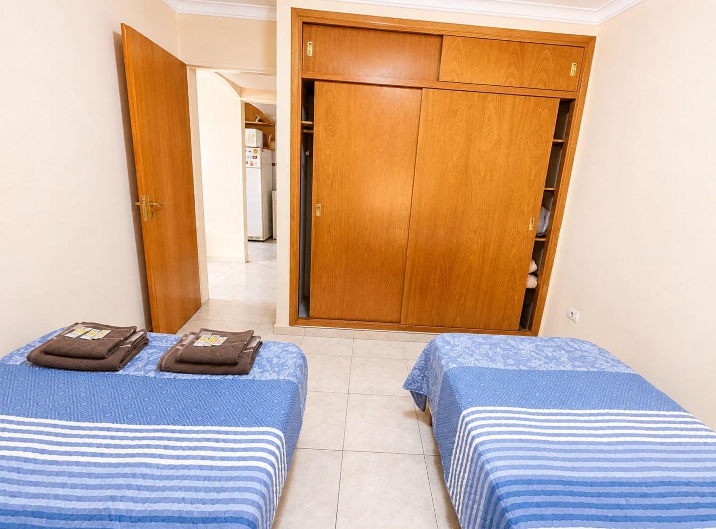 Foto de VENTA DEPARTAMENTO CENTRO PLANTA BAJA A MTS ALEM, imagen 5