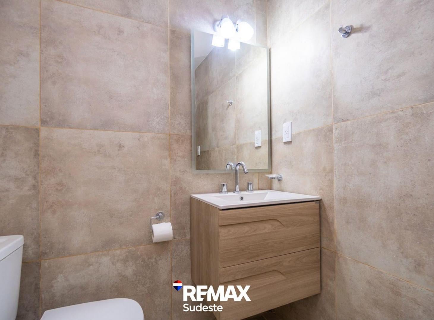 Foto de VENTA LAVALLE 83 RENOVADO 2 DORMITORIOS, imagen 1