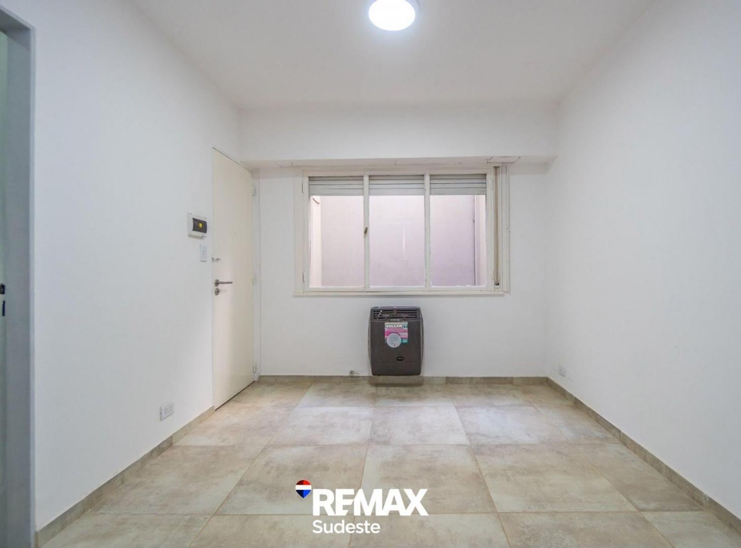 Foto de VENTA LAVALLE 83 RENOVADO 2 DORMITORIOS, imagen 5