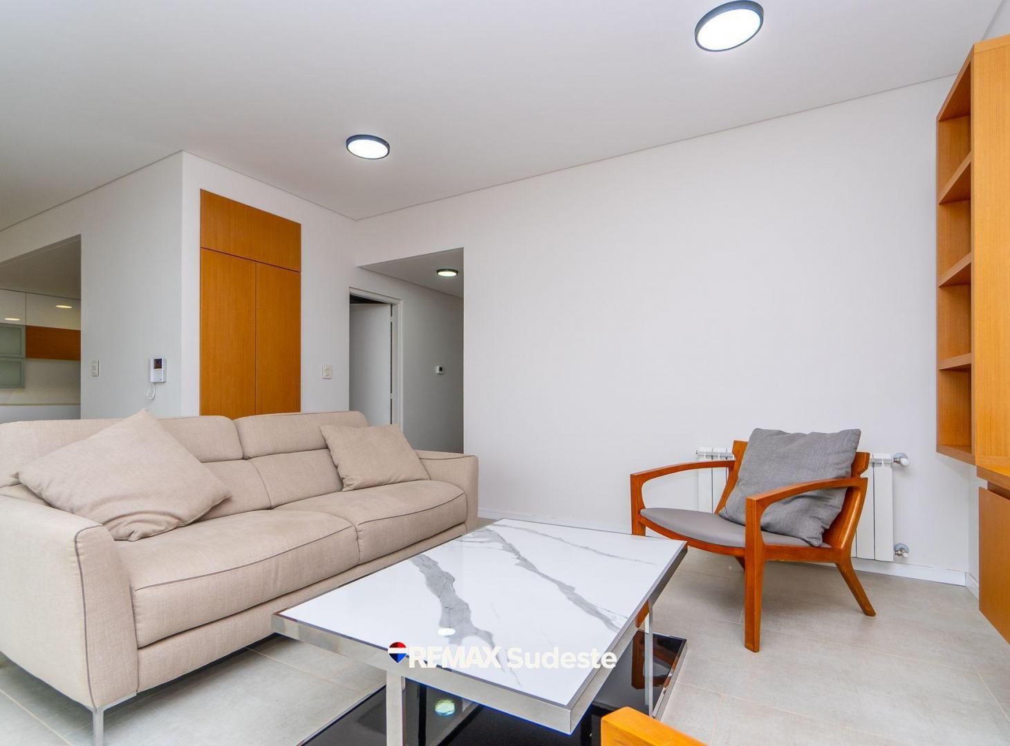 Foto de VENTA SEMIPISO 3 DORMITORIOS ZONA, imagen 3