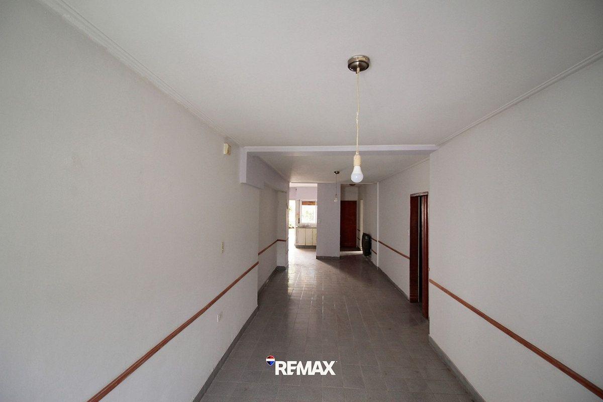 Foto de CASA A REFACCIONAR DE 3 DORMITORIOS, imagen 2