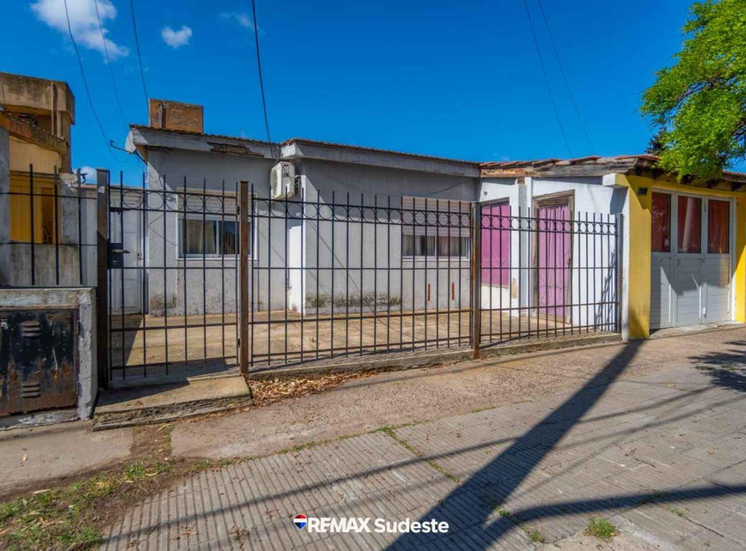 Foto de CASA 2 DORMITORIOS PATIO Y COCHERA. ALVATROS V, imagen 2