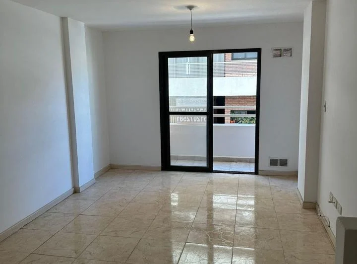 ALQUILER UN DORMITORIO CON BALCON EN NUEVA CORDOBA!!!  5