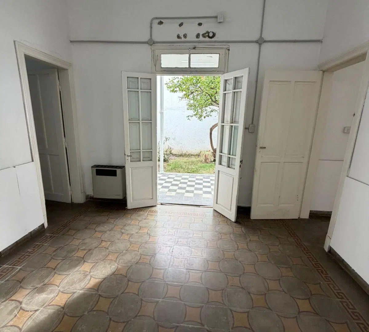 ALQUILER CASA DE 3 DORMITORIOS EN ALTA CORDOBA, APTA PARA USO PROFESIONAL Y HABITACIONAL!!! 4
