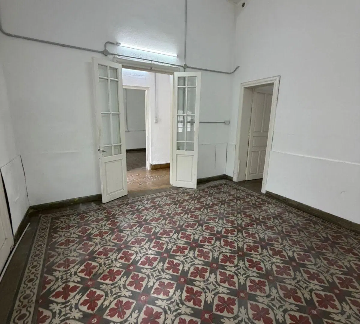 ALQUILER CASA DE 3 DORMITORIOS EN ALTA CORDOBA, APTA PARA USO PROFESIONAL Y HABITACIONAL!!! 2