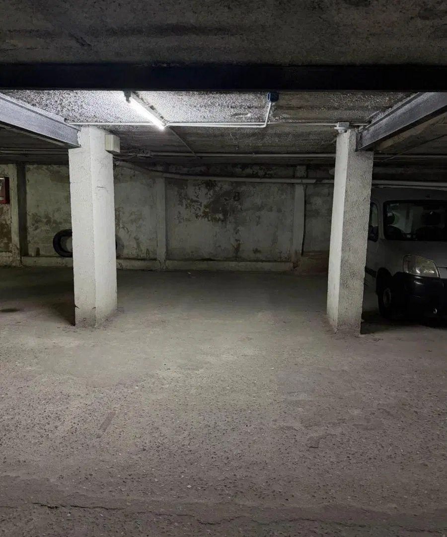 ALQUILER COCHERA PRIVADA EN BARRIO GENERAL PUEYRREDON 3