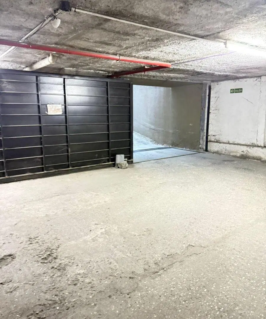 ALQUILER COCHERA PRIVADA EN BARRIO GENERAL PUEYRREDON 1