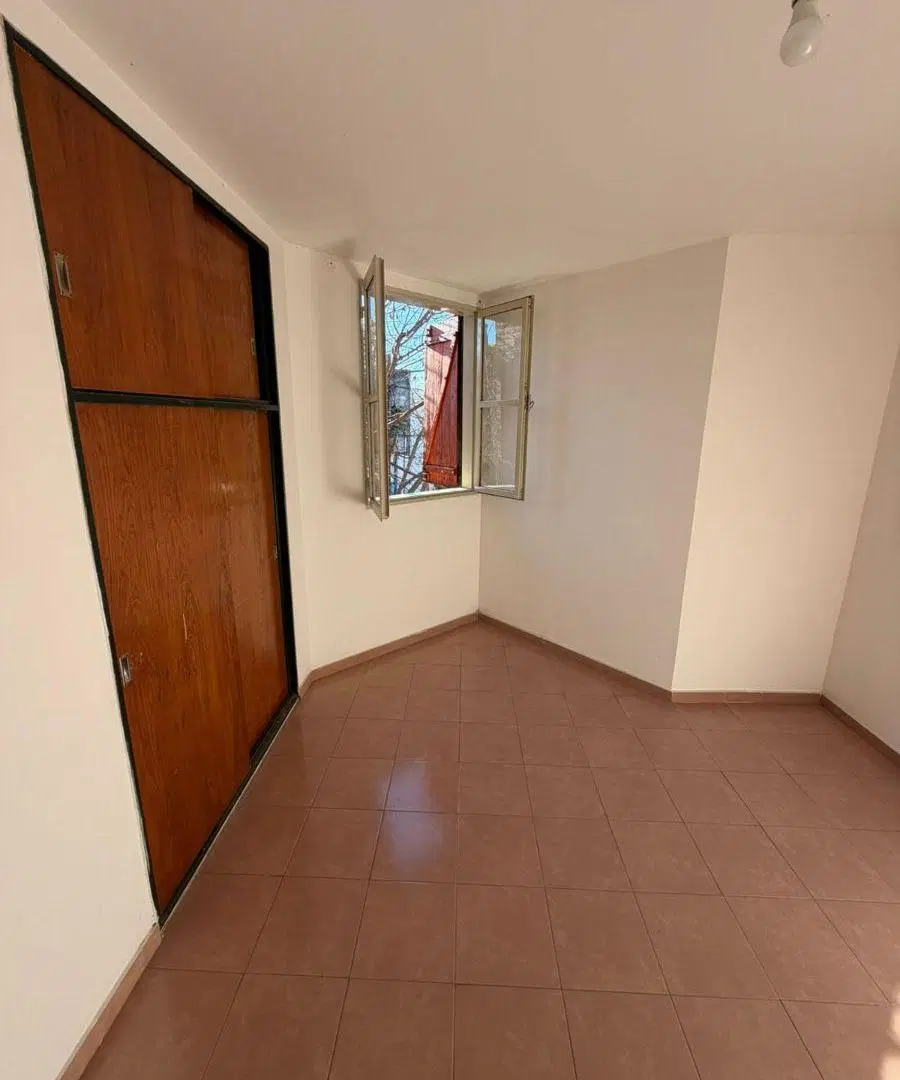 ALQUILER DPTO 3 DORMITORIOS EN BARRIO VILLA ADELA! 2