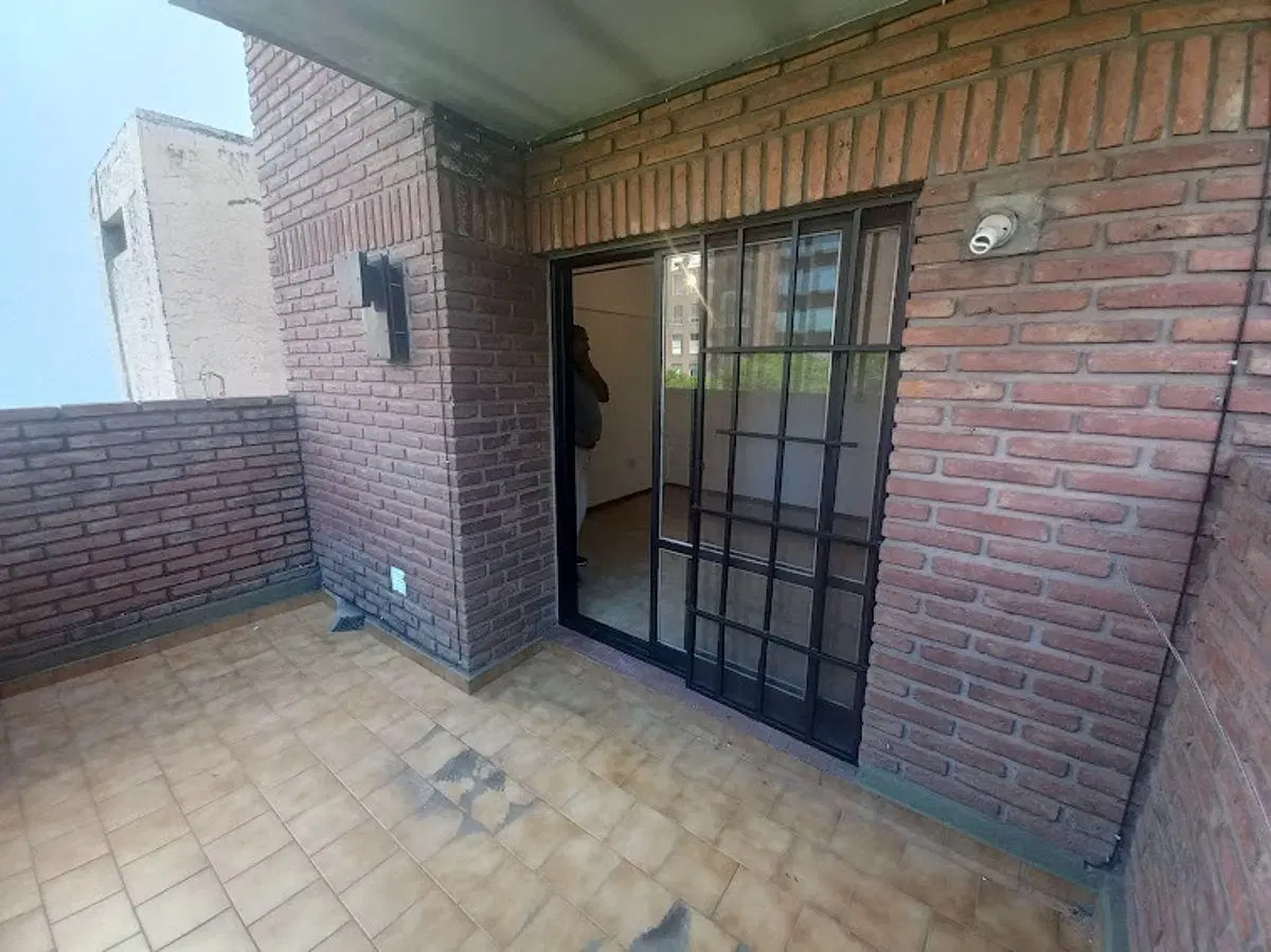 ALQUILER MONOAMBIENTE CON BALCON EN NUEVA CORDOBA! 4