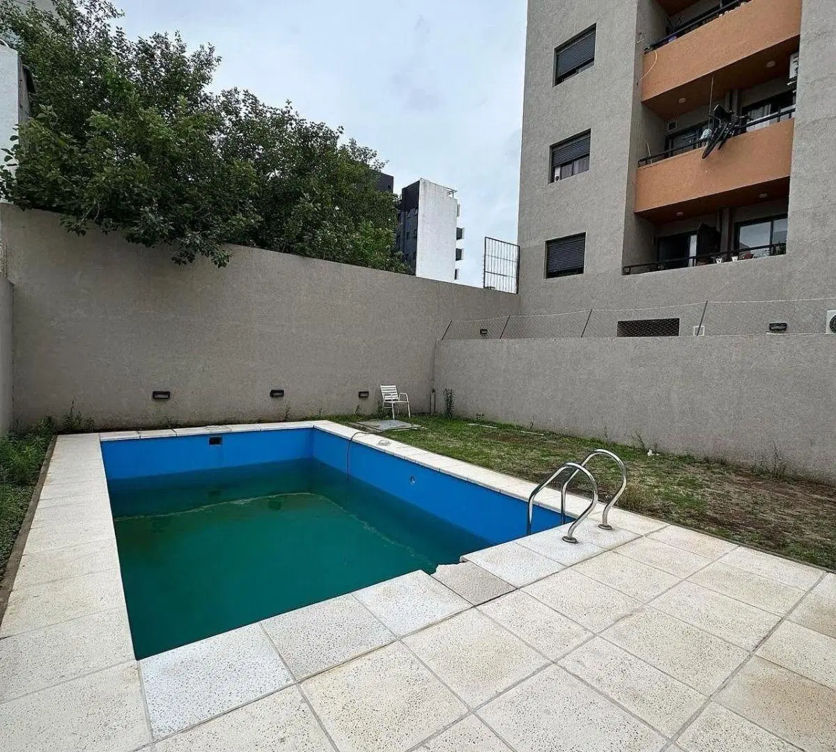 ALQUILER UN DORMITORIO CON BALCON EN BARRIO GENERAL PAZ!!! 5