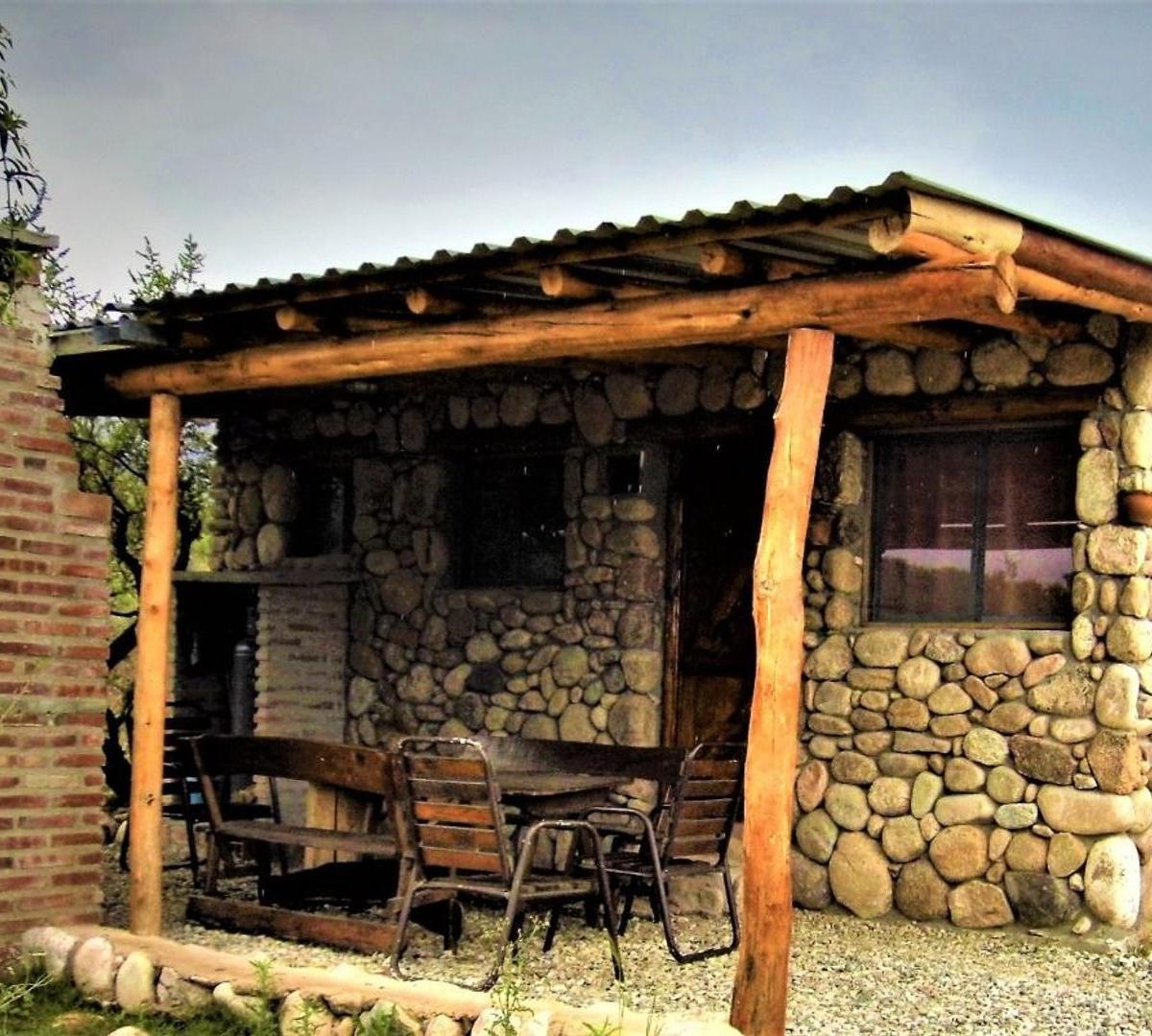 Complejo de 5 Cabañas Mas Casa y Recepcion 2