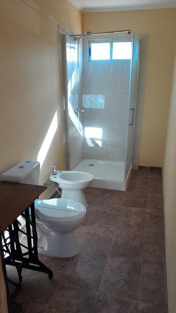 Casa Sobre Dos Terrenos con Derechos Posesorios 5