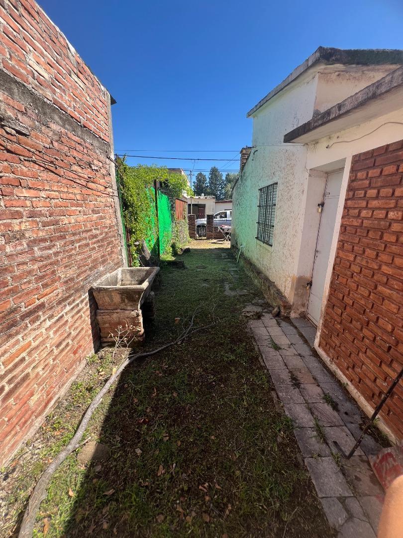 Casa con Posibilidad de Reformar/reciclar. 2