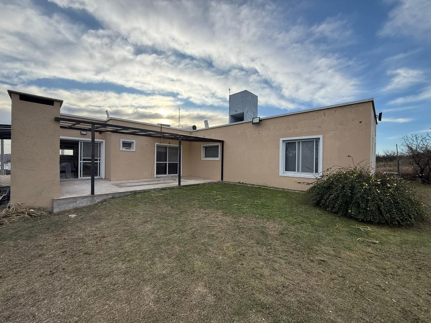 Foto de CASA DE LUJO EN BARRIO PRIVADO DE ARROYO DE LOS PATOS, imagen 2