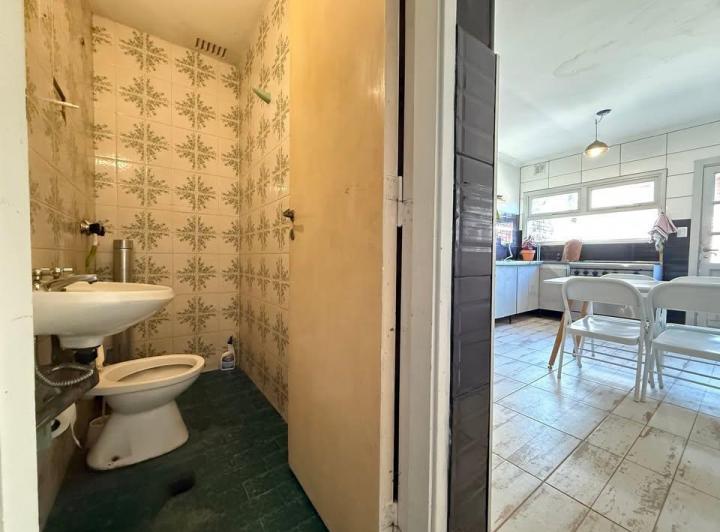 VENTA CASA DE 4 AMBIENTES, CON GARAJE, QUINCHO, PARQUE Y PILETA 5