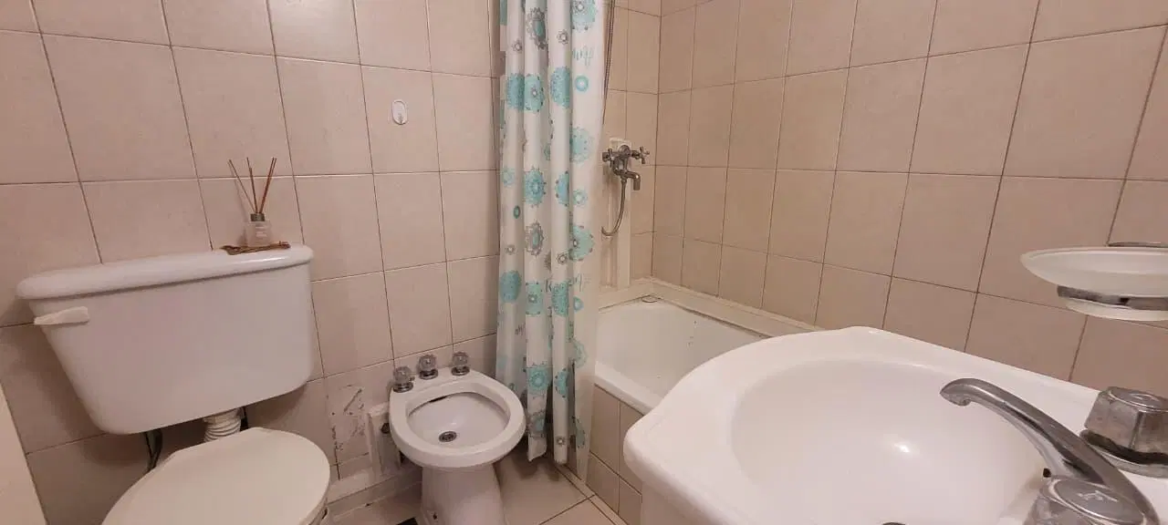 Venta departamento 2 ambientes P. Mogotes 3