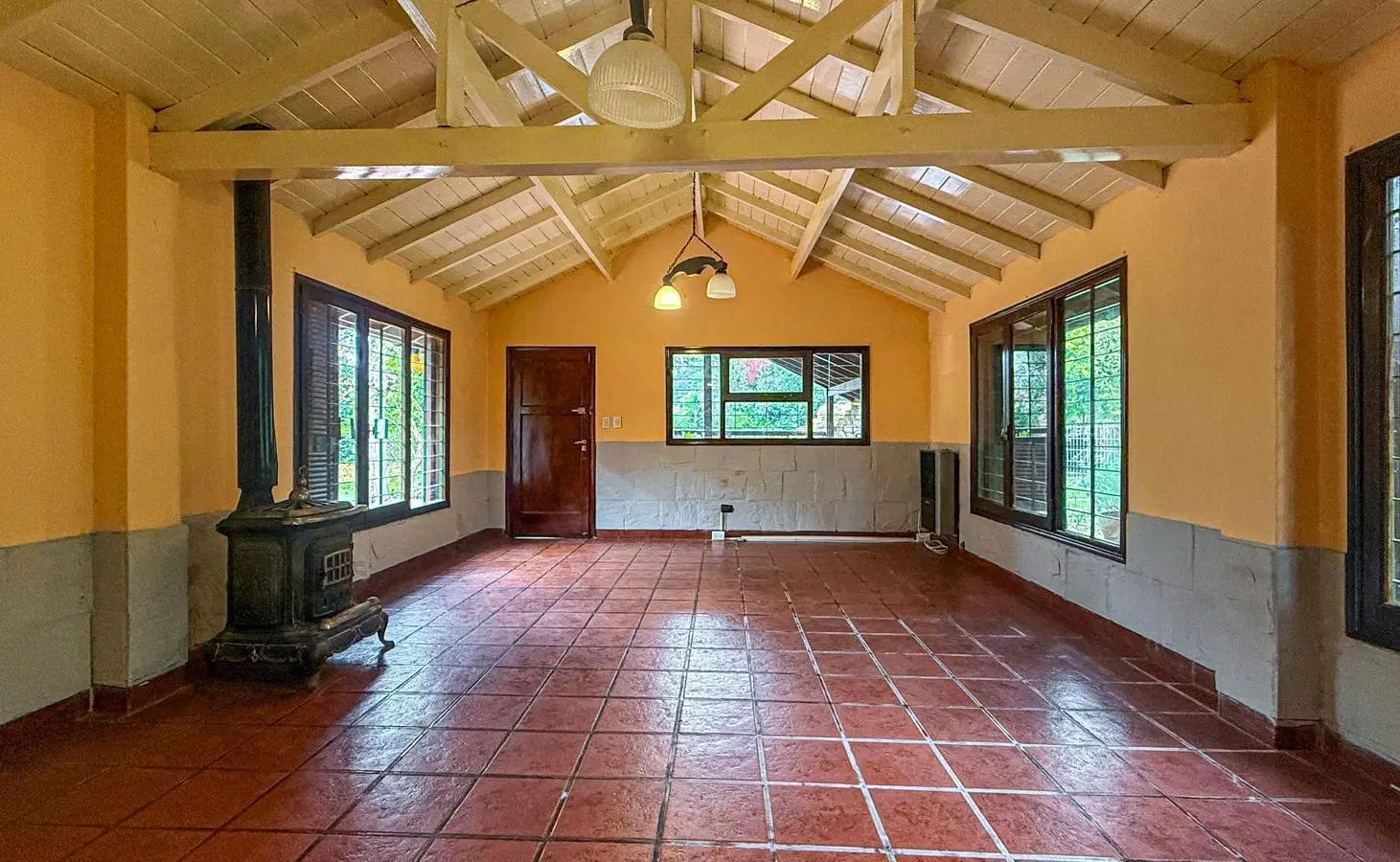 VENTA CASA QUINTA CON PILETA LA ARMONÍA 3