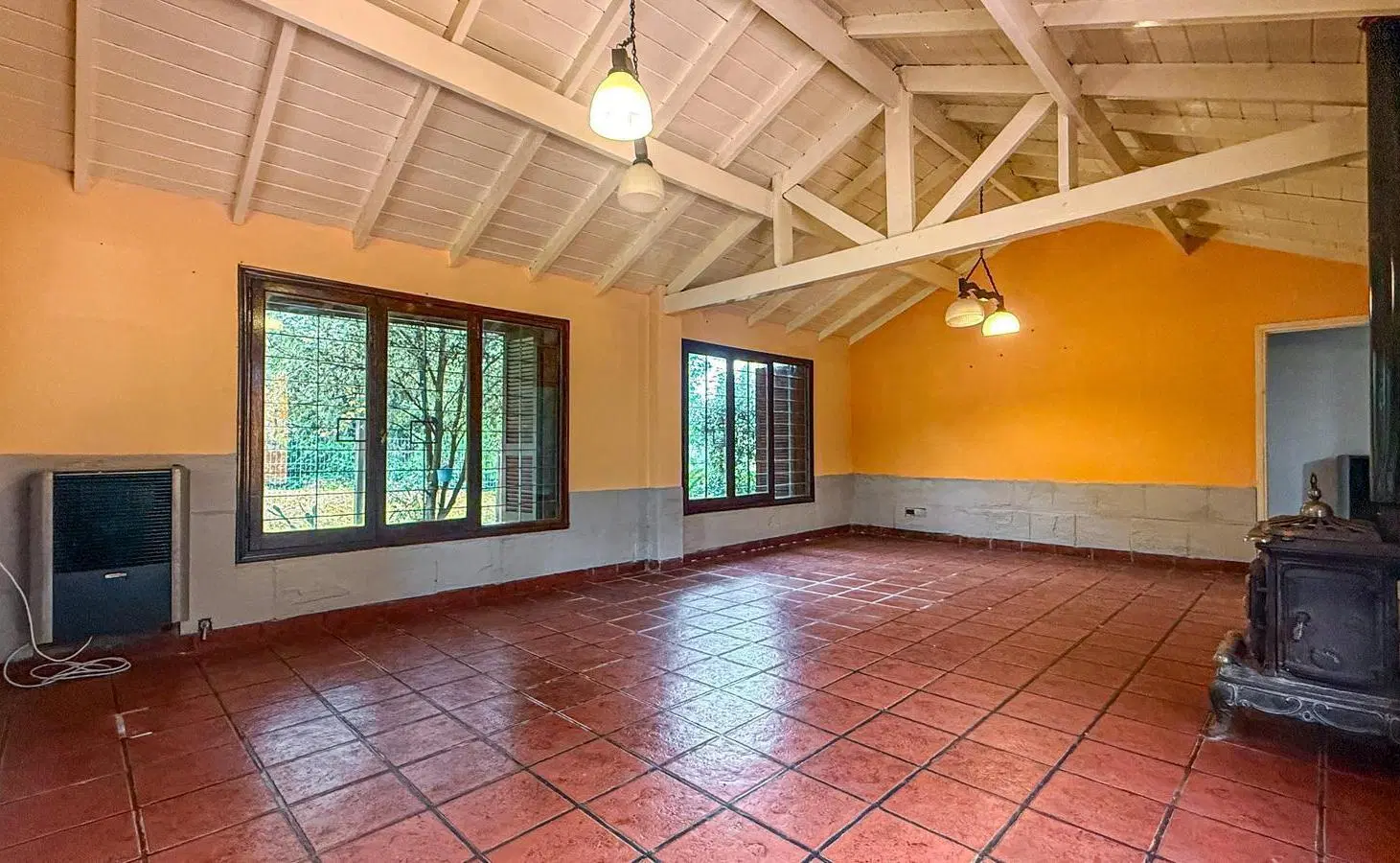 VENTA CASA QUINTA CON PILETA LA ARMONÍA 4